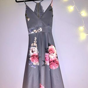 Gray with floral design 💓